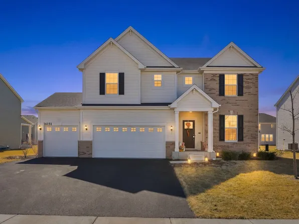 16151 S Lake View Rd, Plainfield, IL 60586