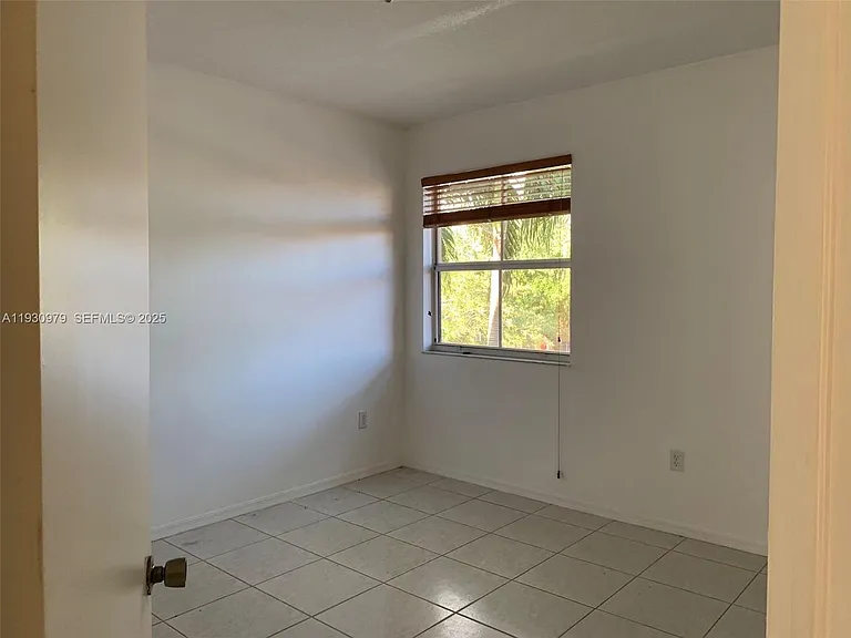 3150 SW 152nd Pl #3150 — Photo 10