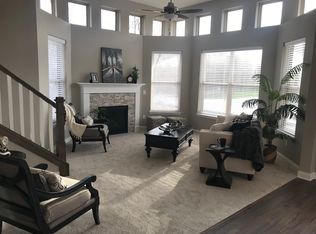 21985 W North Ave #1, Brookfield, WI