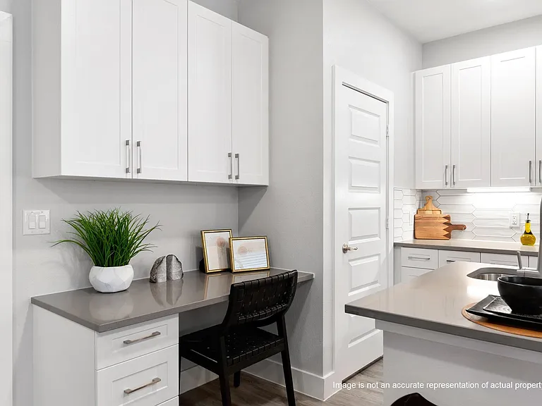 28325-128 Birnham Woods Dr — Photo 15