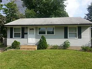 400 Macdougall Dr photo 1