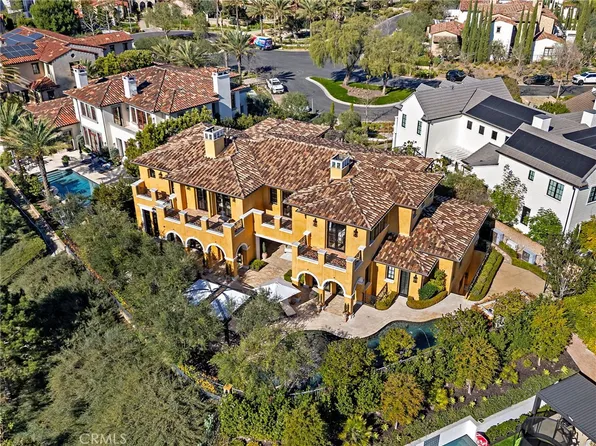 12 Thomas Rd, Mission Viejo, CA 92694