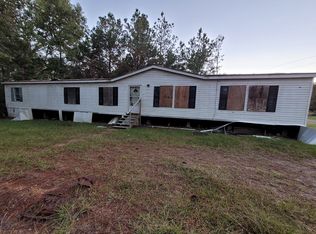 1006 Rhymes Ln, Hazlehurst, MS 39083