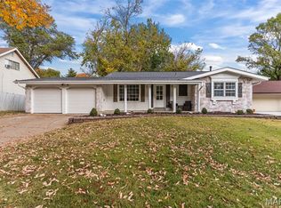 11848 Barden Tower Rd, Florissant, MO 63033