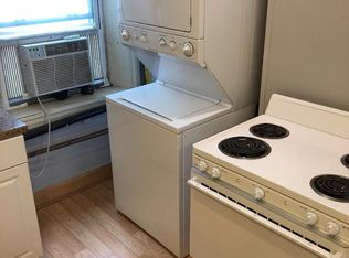 1909 Chestnut St APT 4, Philadelphia, PA 19103