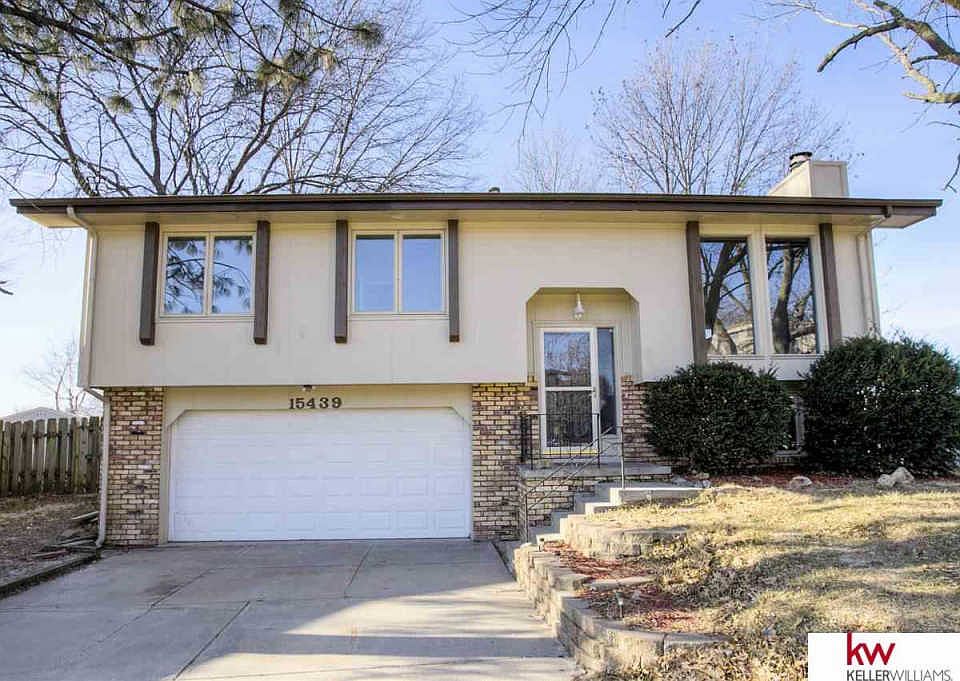 1st image of 15439 Farnam Cir
