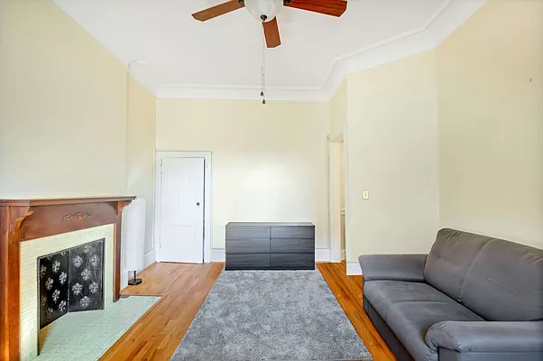 Rented by Compass | media 19