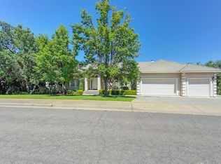 1465 Ridgeview Cir, Auburn, CA 95603