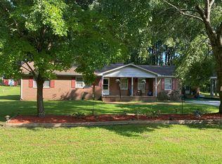 111 Hillcrest Ln, Kenbridge, VA 23944