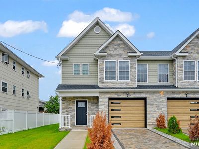 77 Chestnut St, Lodi, NJ, 07644