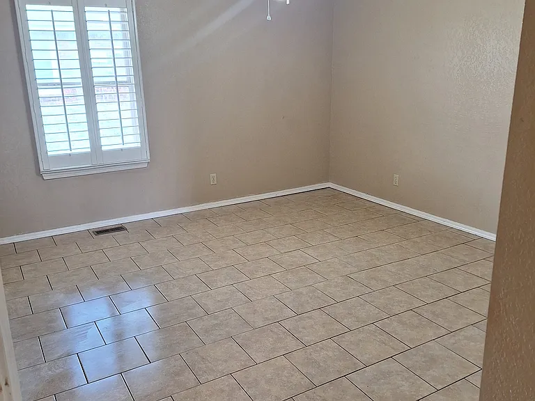 3 Emerald Ct — Photo 14