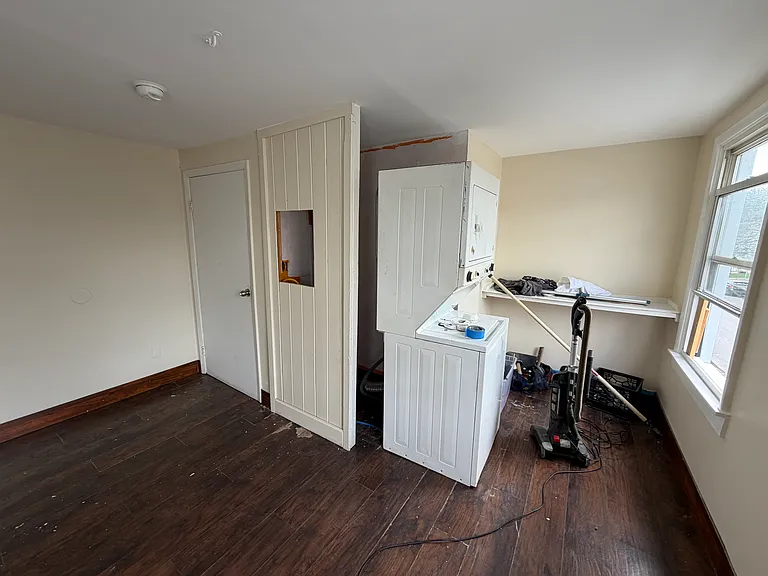 114 Clinton Ave #3 — Photo 2