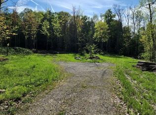 Auburn Rd, Chardon, OH 44024