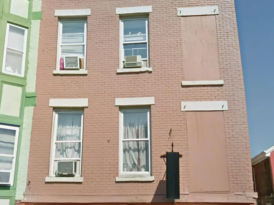 644 2nd Ave #1