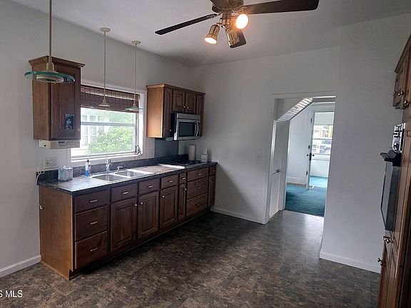 5th image of 625 Holgate Ave