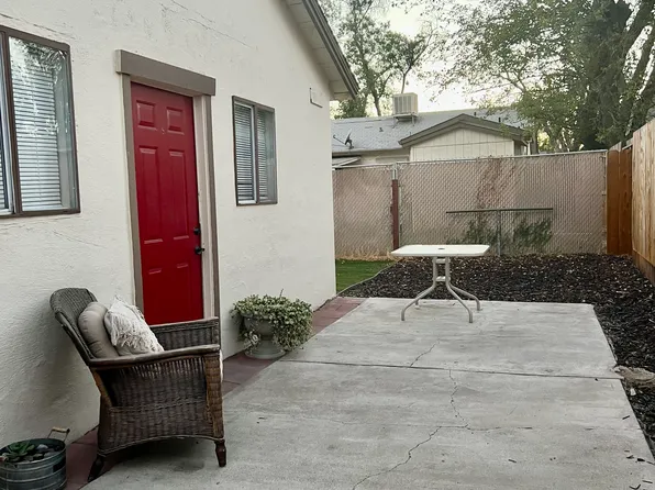 232 Oakshire Ave N #N-2, Modesto, CA 95354
