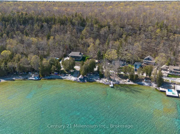 199 Mallory Beach Rd, South Bruce Peninsula, ON N0H 2T0