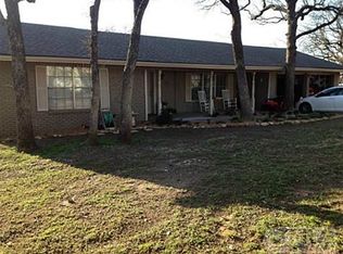 708 Wyche Ct, Burleson, TX 76028