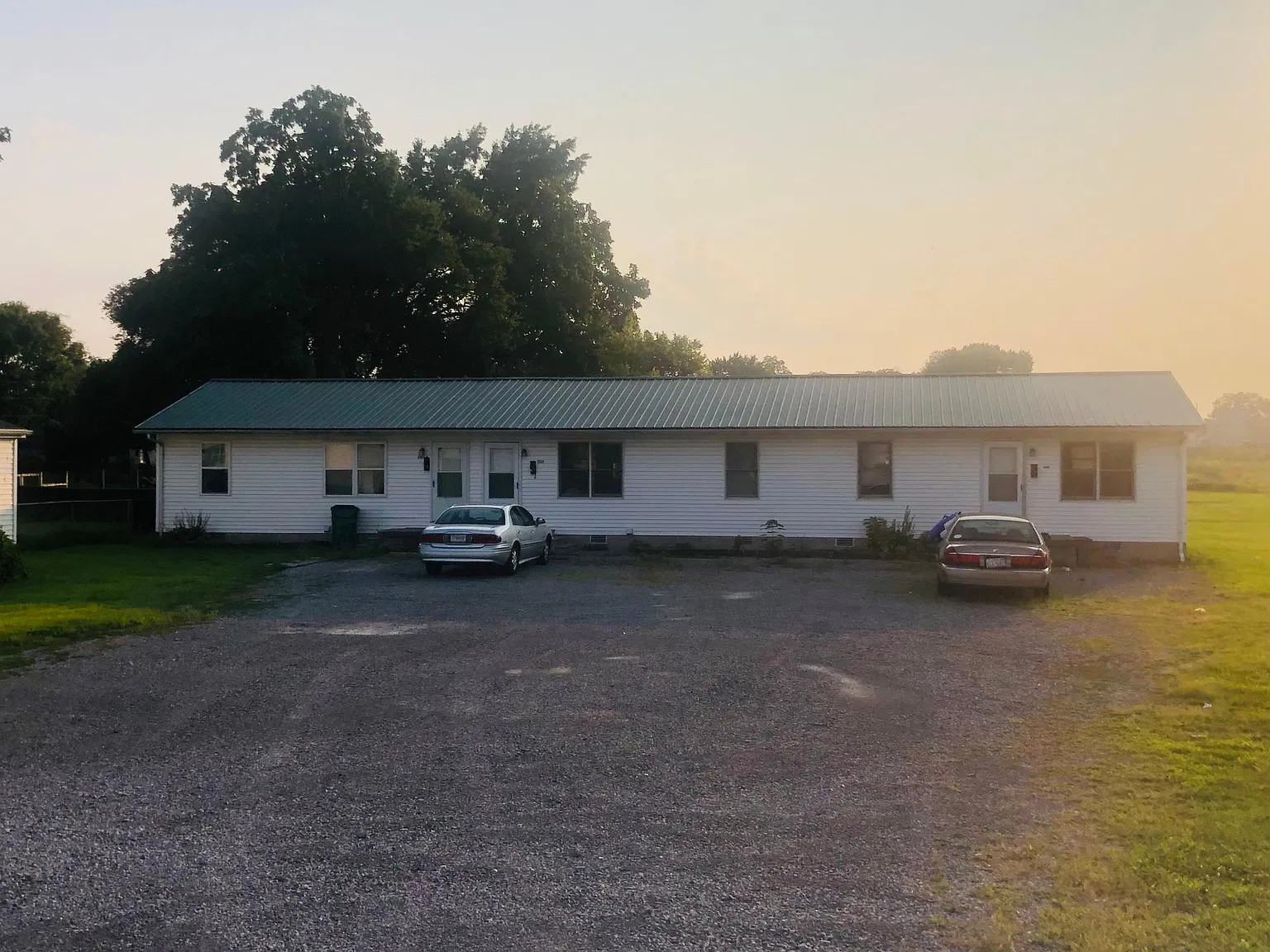 2307 Bridge St — Photo 1