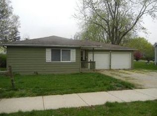 111 Polk St, Oswego, IL 60543