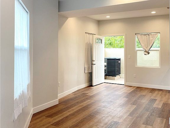 4th image of 300 E Alhambra Rd #F