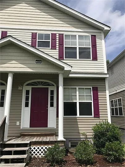 104 Prowler Ln — Photo 1