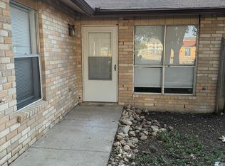 13121 El Sendero Dr, San Antonio, TX 78233