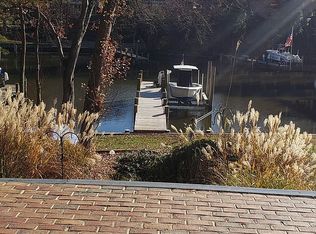 357 Valley Stream Rd, Severna Park, MD 21146