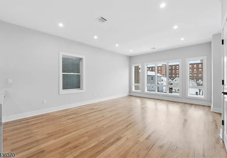 441 John St #2 — Photo 1