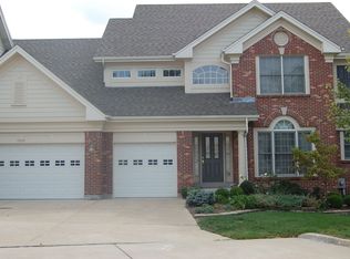 15912 Picardy Meadow Ct, Chesterfield, MO 63017