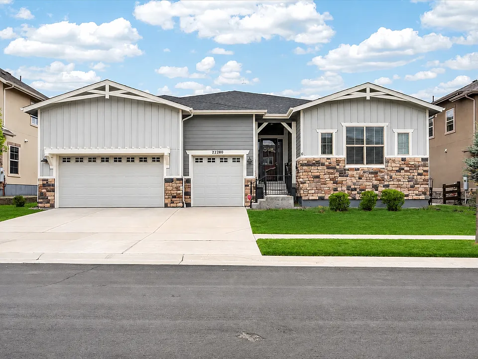 22280 Boundstone Dr