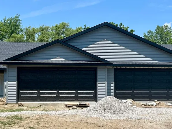 102 Maumee Ln, Antwerp, OH 45813