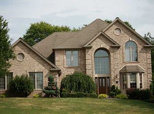 115 Post Oak Dr, Beaver Falls, PA 15010