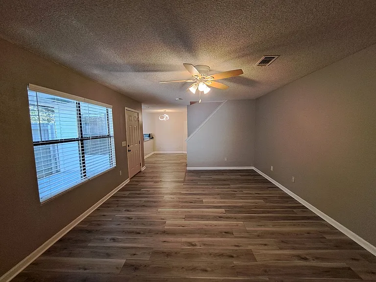 2301 W Michigan Ave #21 — Photo 4