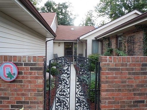 2nd image of 1595 Longbow Ln