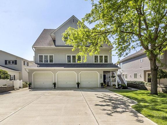 3rd image of 3563 Sellers Dr NE