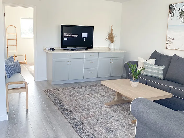 3220 NE 10th St #12 — Photo 5