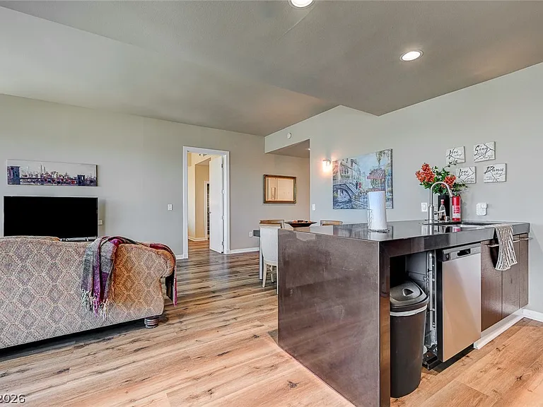 4575 Dean Martin Dr #506 — Photo 12