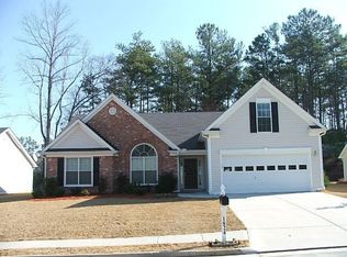 1824 Brittlebank Ln, Lawrenceville, GA 30043