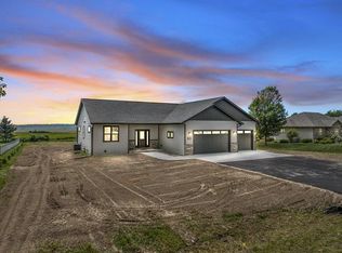 7729 Lanae Ave, Hewitt, WI 54441