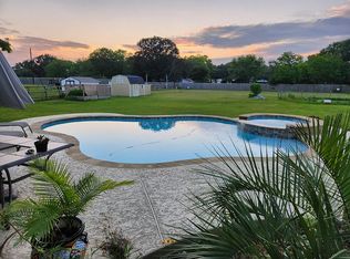 11050 Pinto Dr, Needville, TX 77461