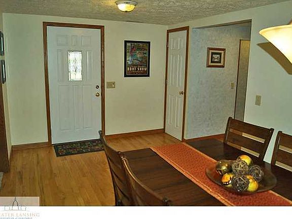 5th image of 6034 E Hardy Ave