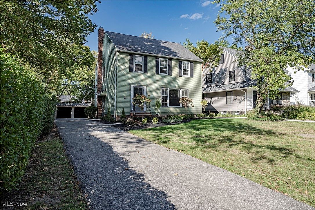2463 Derbyshire Rd, Cleveland Heights, OH 44106 | Zillow
