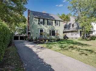 2463 Derbyshire Rd, Cleveland Heights, OH 44106