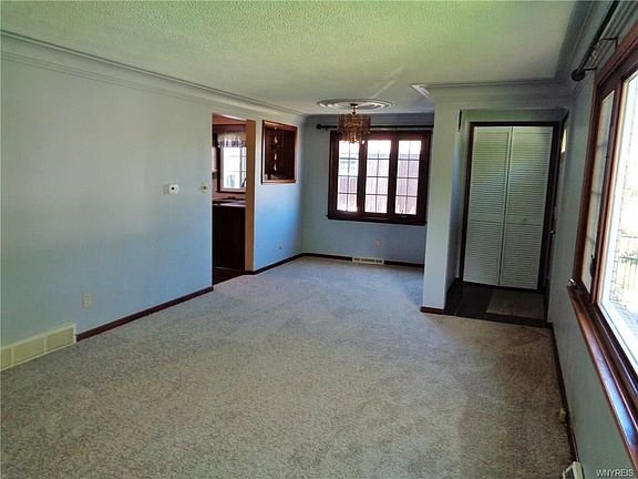 2nd image of 26 Lou Ann Dr
