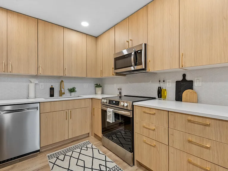 1503 S Sherman St #2 — Photo 9