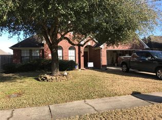218 Spencer Lndg W, La Porte, TX 77571