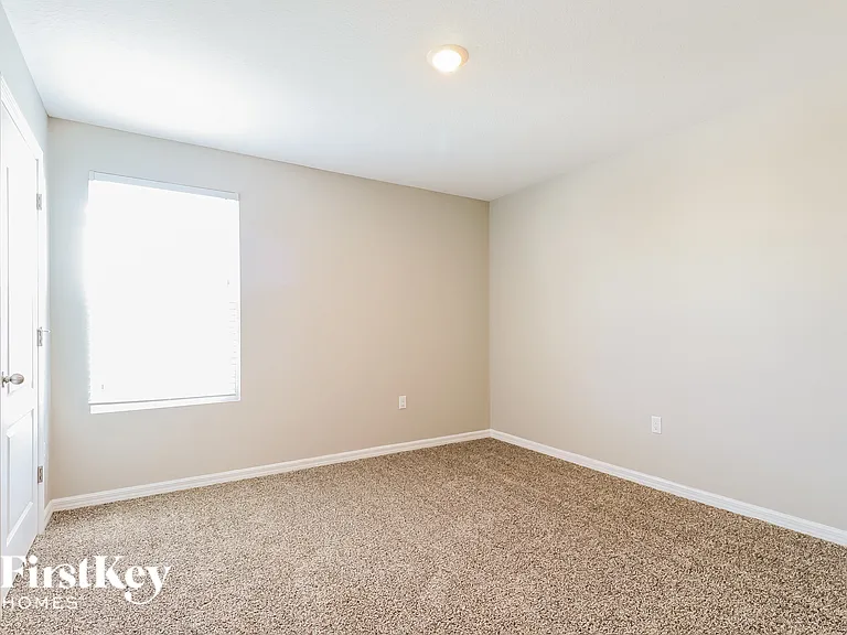 3816 Crystal Dew St — Photo 10