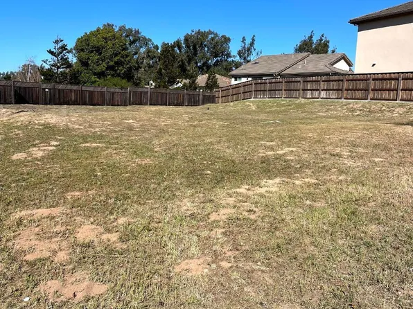 1021 Sunrise Dr, Santa Maria, CA 93455