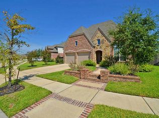 19010 Cove Forest Ln, Cypress, TX 77433